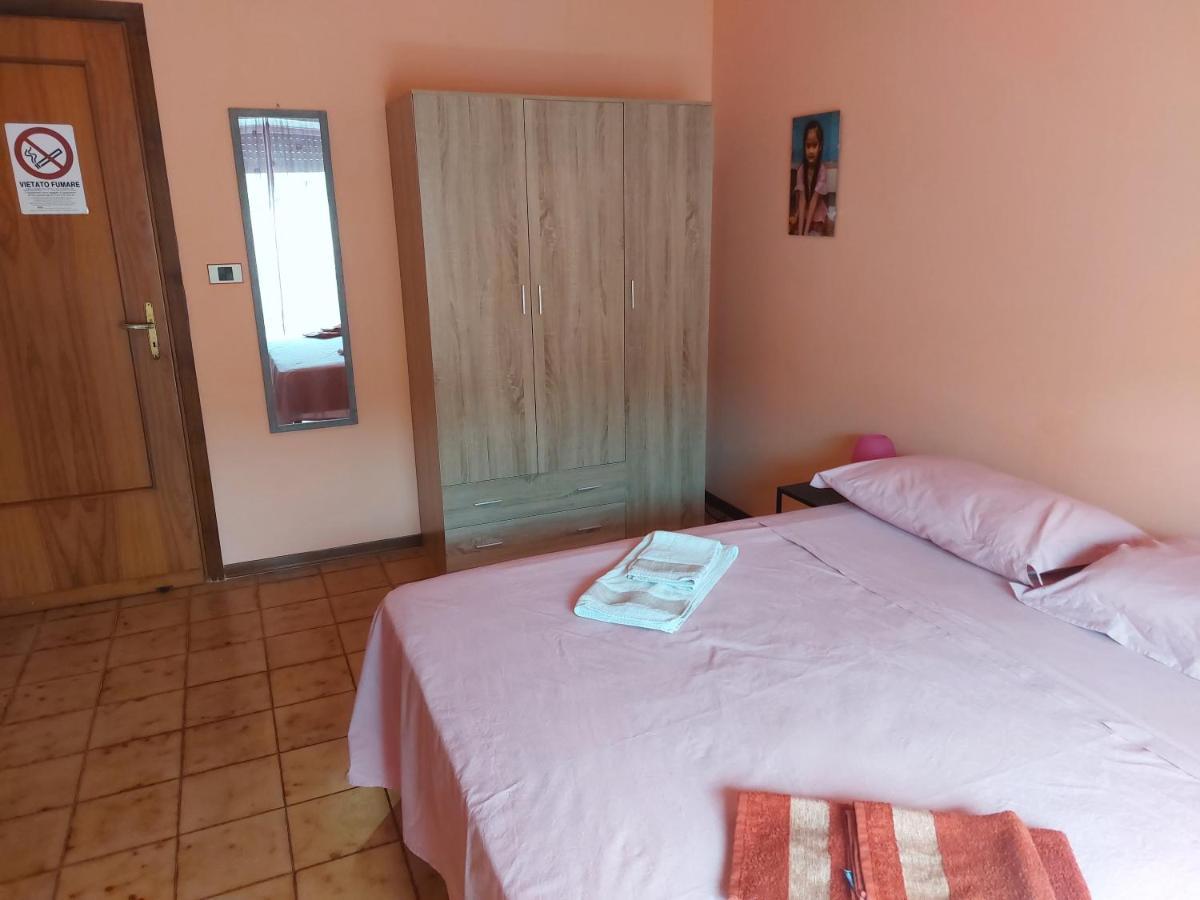 Nightwish Otel Palermo Dış mekan fotoğraf